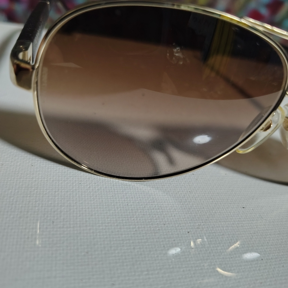 CHANEL AVIATOR sunglasses, π―% Authentic ( Firm $$,π²π₯) - Picture 12 of 14